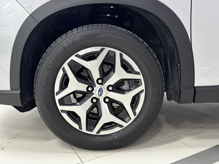 Subaru Forester 2022 2022款 2.0i AWD豪华版EyeSight