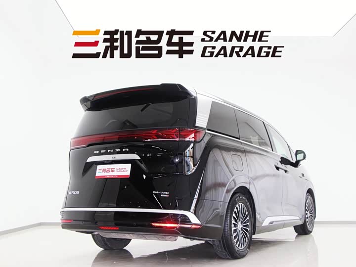 Denza D9 2025 2025款 DM-i 智驾版 1020 四驱旗舰型