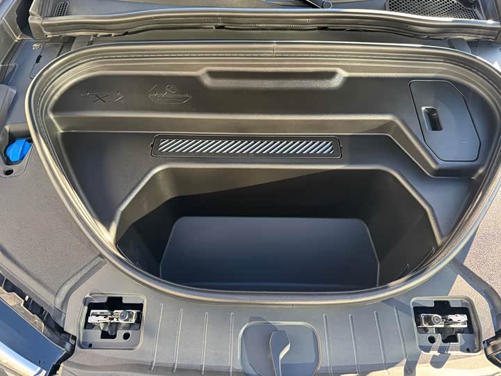 Audi Q6L e-tron Sportback 2026 2026款 首发领航版