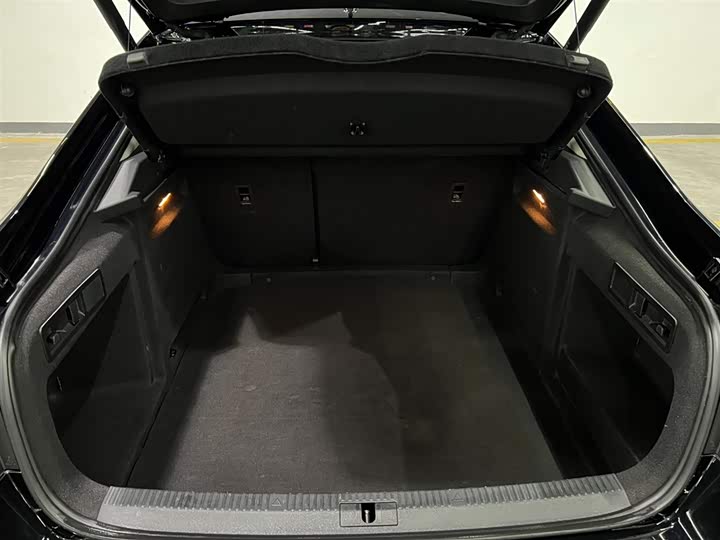 Skoda Superb 2024 2024款 TSI280 DSG尊享版