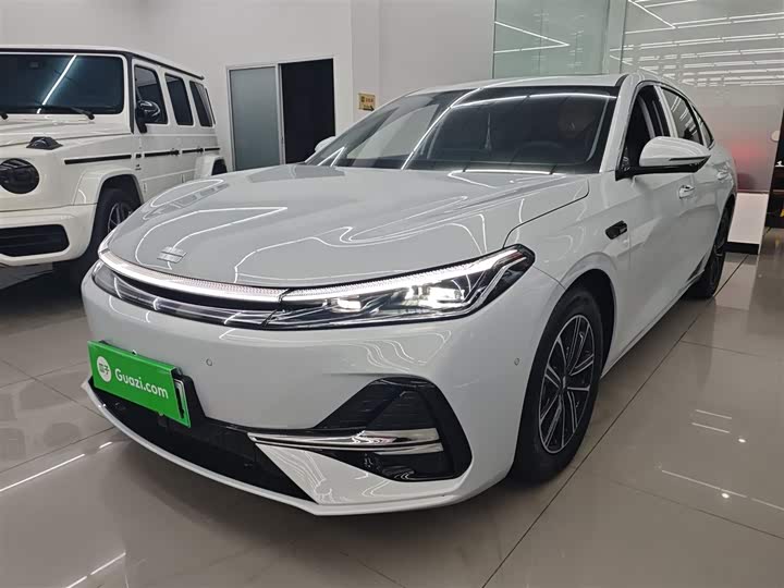 Geely Galaxy A7 2025 2025款 EM-i 70km 探索版