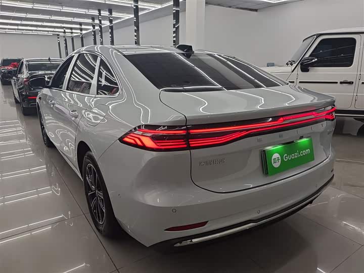 Geely Galaxy A7 2025 2025款 EM-i 70km 探索版