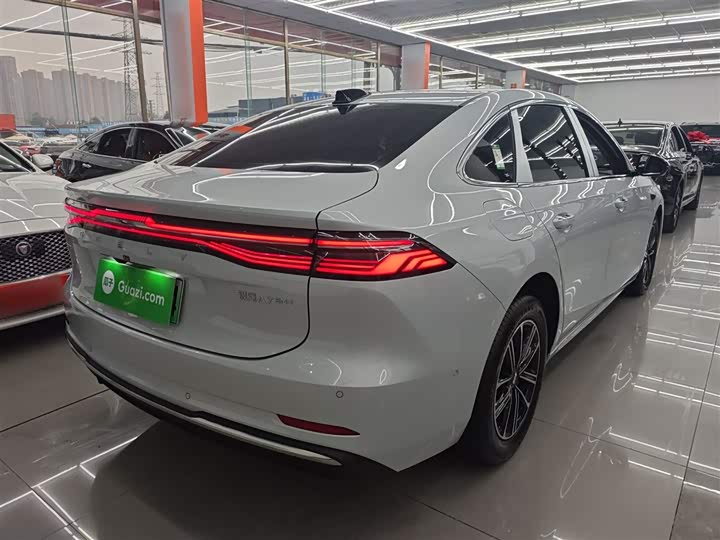 Geely Galaxy A7 2025 2025款 EM-i 70km 探索版