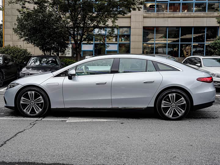 Mercedes-Benz EQS 2023 2023款 450+ 先锋版