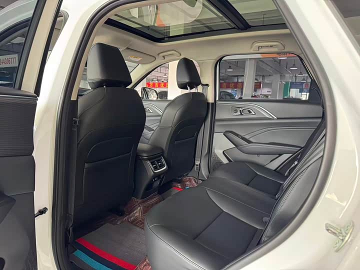 Haval Ruge Max 2023 2023款 1.5L Hi4 105 四驱智能旗舰版