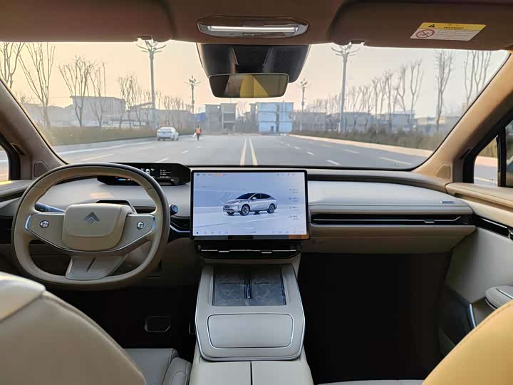 GAC Hyptec HT 2023 2023款 670 后驱特高压NDA版