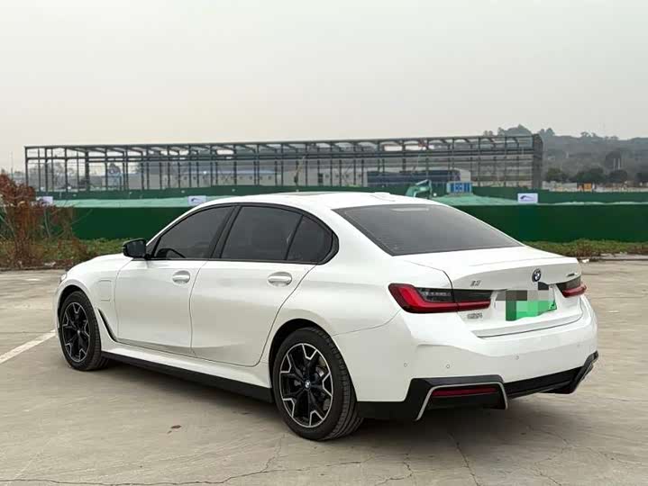 BMW i3 2025 2025款 eDrive 40 L 曜夜套装