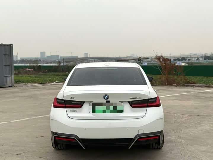 BMW i3 2025 2025款 eDrive 40 L 曜夜套装