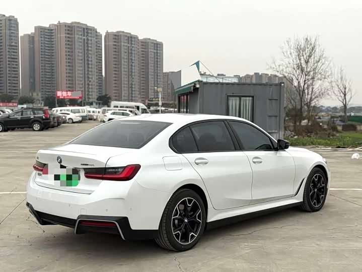 BMW i3 2025 2025款 eDrive 40 L 曜夜套装