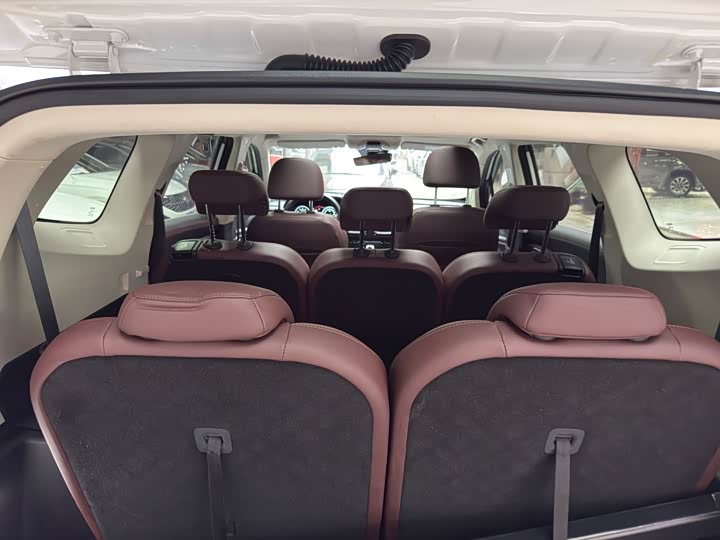 Geely Okavango 2022 2022款 1.8TD 自动尊贵型 7座