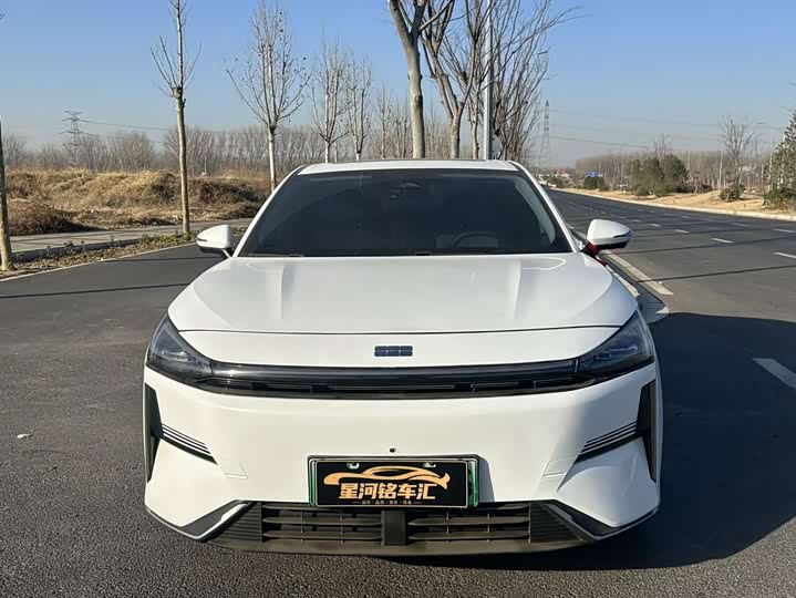 Geely Galaxy L6 2025 2025款 EM-i 140km 星舰版