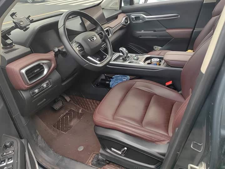 Geely Okavango 2022 2022款 1.8TD 自动尊贵型 7座