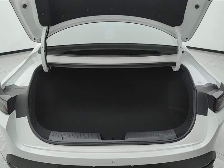 Changan Eado Plus 2024 2024款 1.5T GDI自动 尊贵型