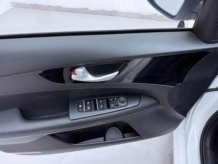 Kia K3 2021 2021款 1.5L CVT时尚版