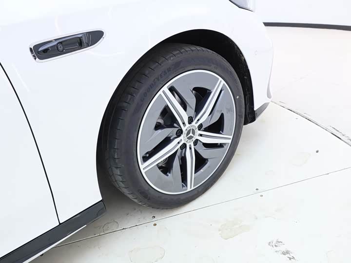 Mercedes-Benz CLA-Class EV 2025 2025款 300L 超长续航领智版