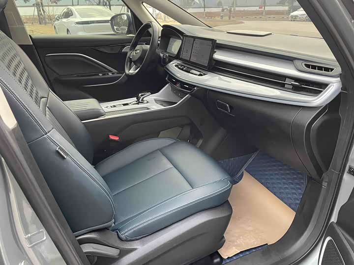 Geely Jiaji 2023 2023款 嘉际L 1.5TD DCT豪华型