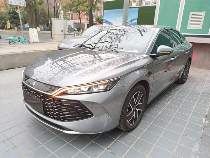 BYD Qin L 2025 2025款 DM-i 智驾版 120KM超越型