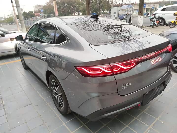 BYD Qin L 2025 2025款 DM-i 智驾版 120KM超越型