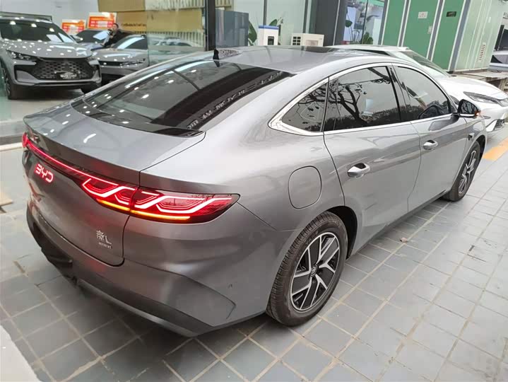 BYD Qin L 2025 2025款 DM-i 智驾版 120KM超越型