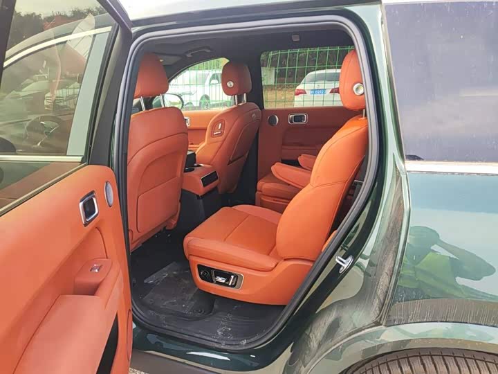 LiXiang L9 2025 2025款 Ultra 智能焕新版