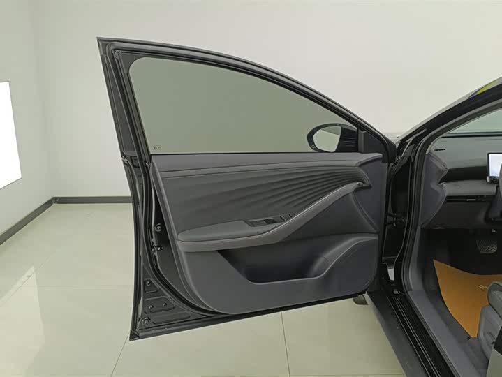 Nissan N6 2026 2026款 180 Max