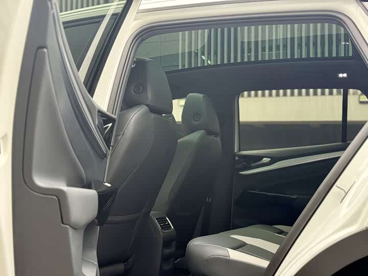 2026 Volkswagen ID.4 Crozz