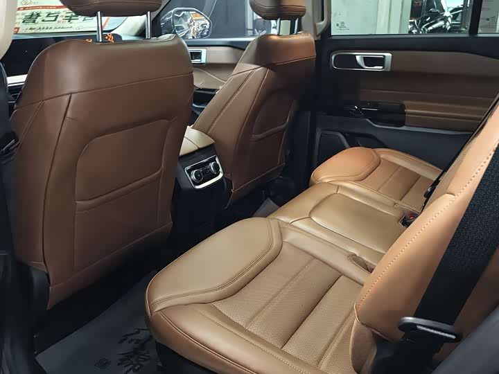 Ford Explorer 2023 2023款 EcoBoost 285 四驱风尚plus版 7座