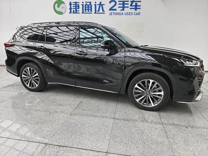 Toyota Crown Kluger 2024 2024款 2.5L HEV四驱尊贵版