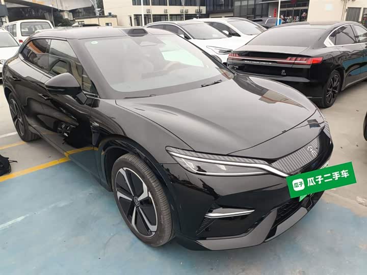 2025 BYD Song L