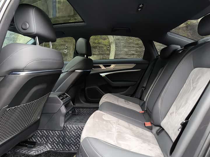 Audi A6L 2024 2024款 40 TFSI 豪华动感型