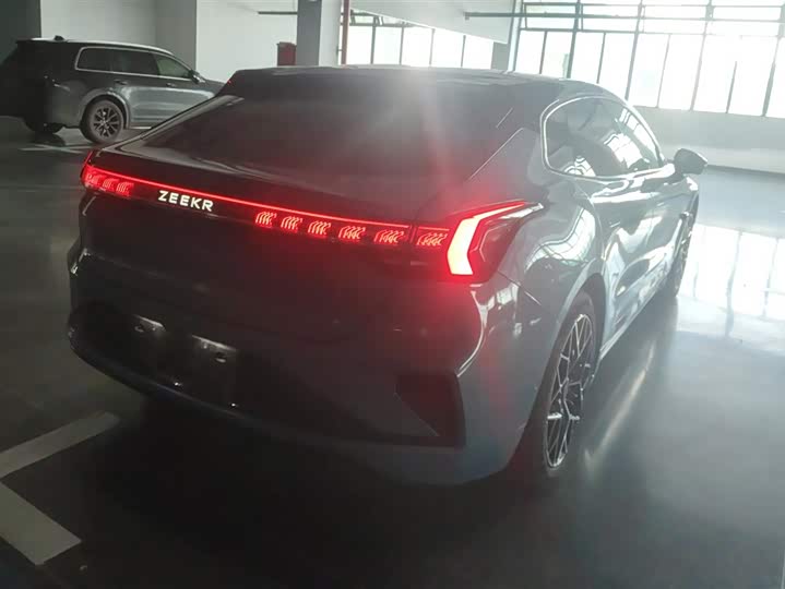 Zeekr 001 2025 2025款 YOU版 100kWh 四驱