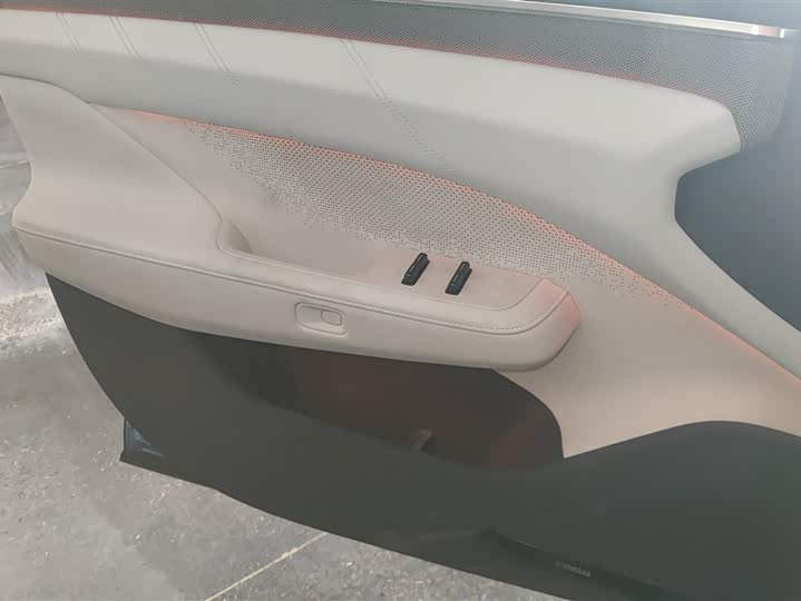 Zeekr 001 2025 2025款 YOU版 100kWh 四驱