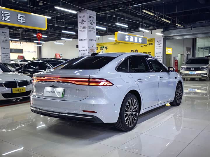 Geely Galaxy A7 2025 2025款 EM-i 150km 星舰版