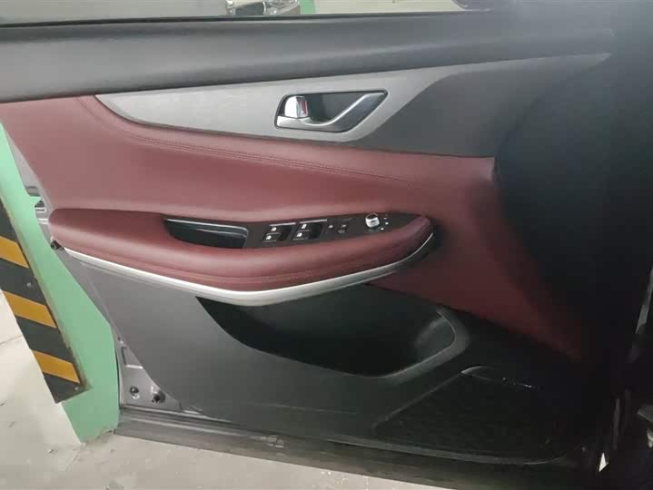 Changan CS75 2023 2023款 畅享版 1.5T DCT豪华版