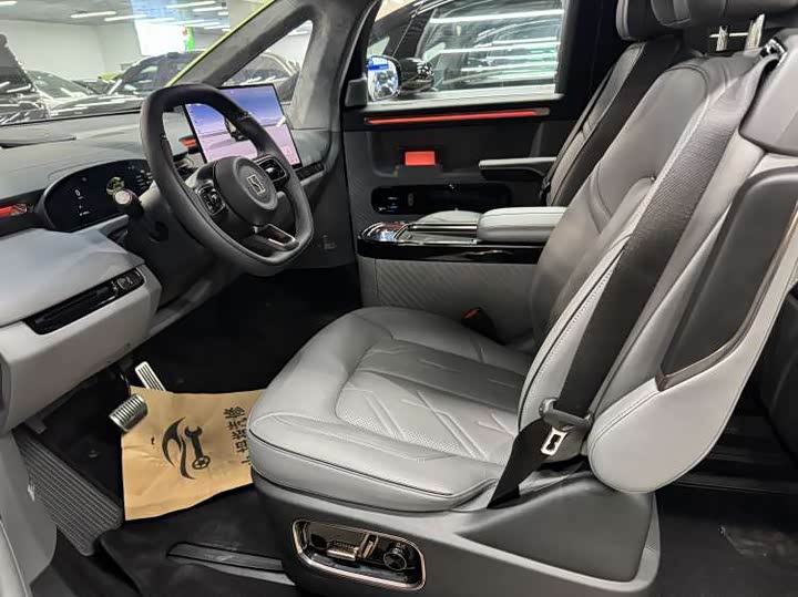 Zeekr Mix 2025 2025款 长续航智驾版