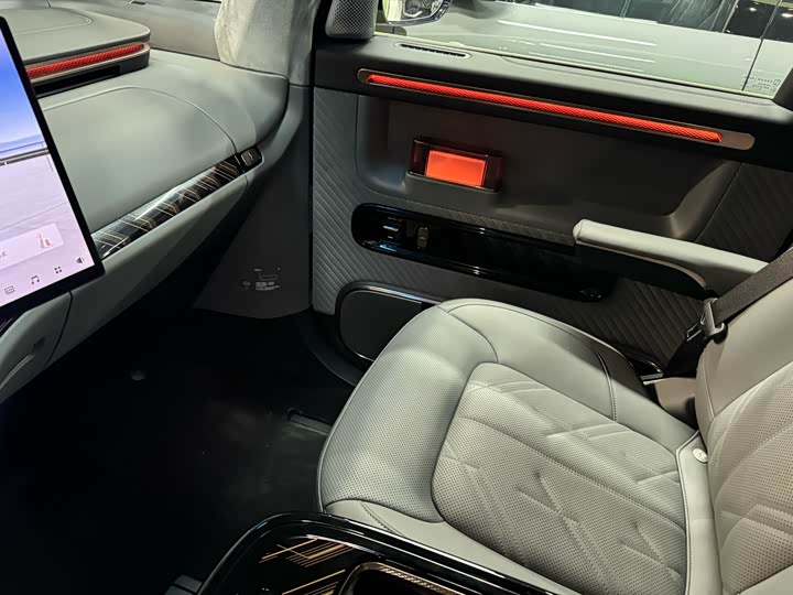 Zeekr Mix 2025 2025款 长续航智驾版