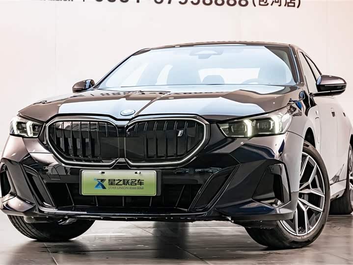 2025 BMW i5