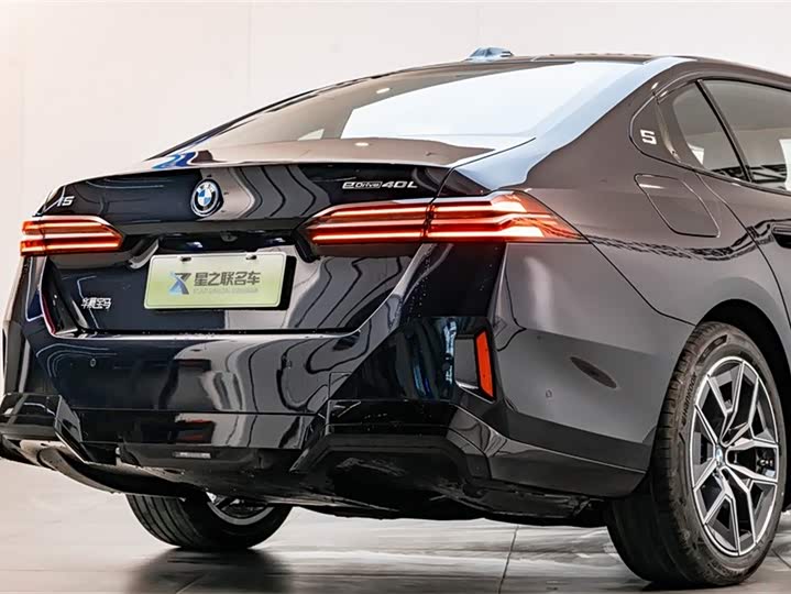 BMW i5 2025 2025款 eDrive 40L M运动套装