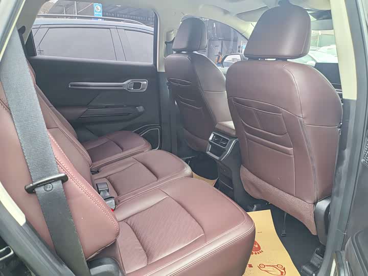 Geely Okavango 2022 2022款 1.8TD 自动舒适型 7座