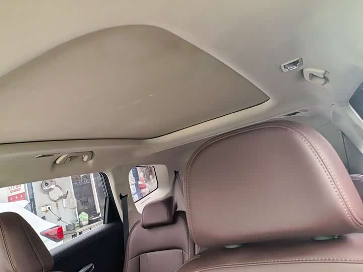 Geely Okavango 2022 2022款 1.8TD 自动舒适型 7座