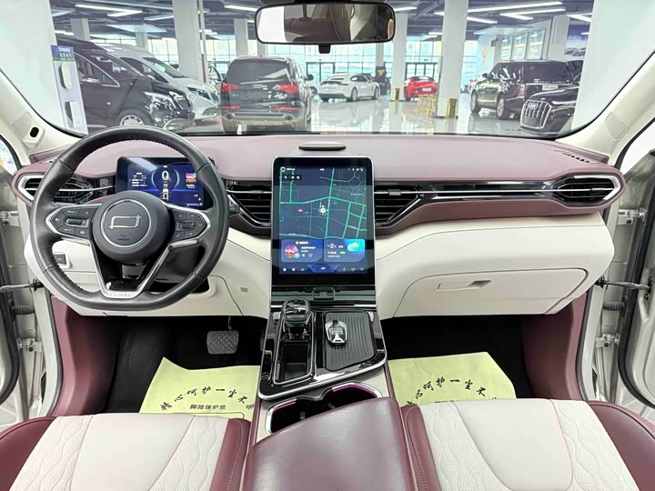 Bestune T90 2023 2023款 2.0T 自动旗舰型