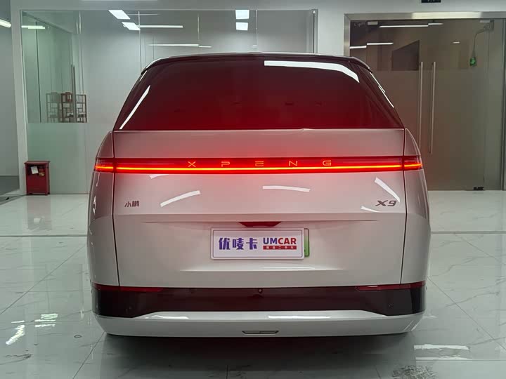 XPeng X9 2025 2025款 纯电 650长续航 Max