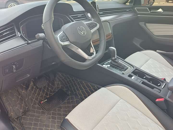 Volkswagen Magotan 2025 2025款 众享款 330TSI DSG豪华型