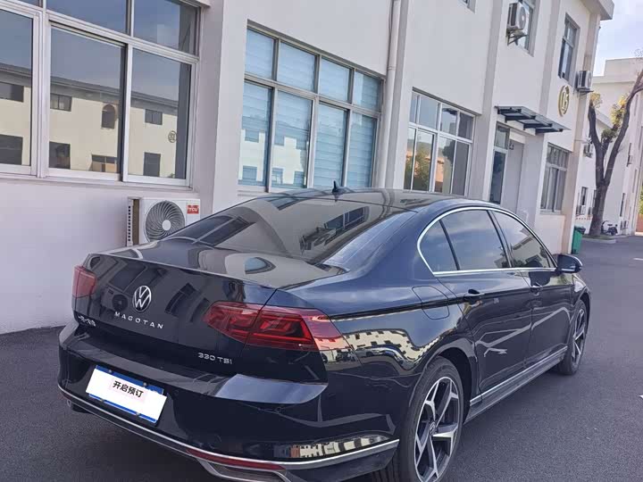 Volkswagen Magotan 2025 2025款 众享款 330TSI DSG豪华型