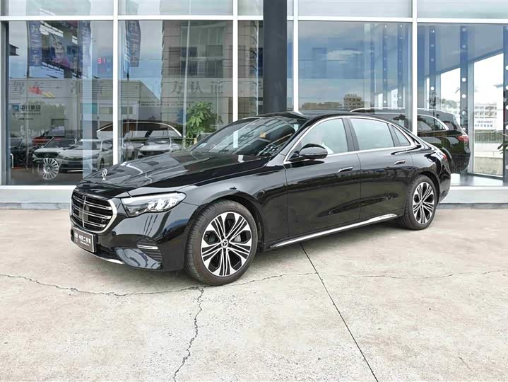 Mercedes-Benz E-Class Hybrid 2024 2024款 E 350 e L 插电式混合动力轿车