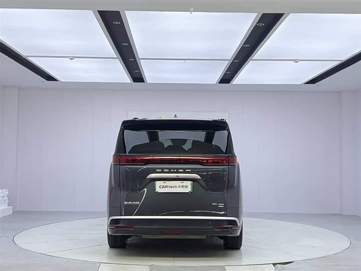 Denza D9 2025 2025款 DM-i 智驾版 1020 四驱旗舰型