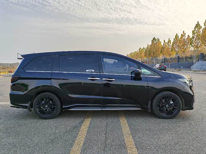Honda Odyssey 2024 2024款 2.0L e:HEV 锐·耀享版