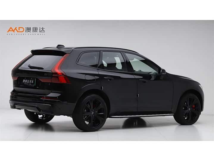 2026 Volvo XC60 Hybrid