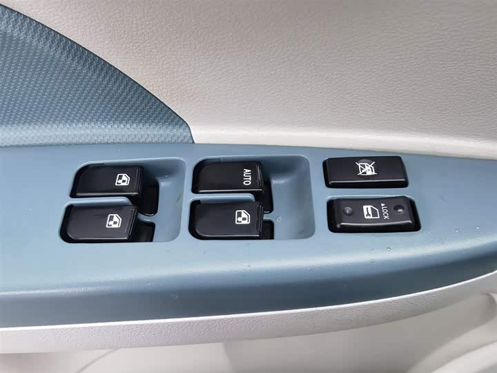 Changan BenBen E-Star 2021 2021款 国民版 多彩款 磷酸铁锂（31.86kWh）