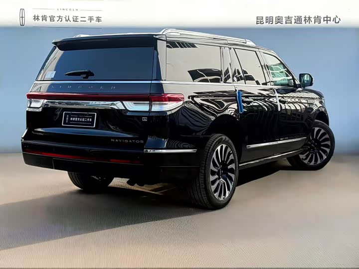 2024 Lincoln Navigator